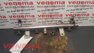 Gebruikte Common rail (Injectie) Mercedes C (W203) 1.8 C-200K 16V Prijs € 75,00 Margeregeling aangeboden door Venema Autoparts