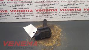 Gebruikte Pen Bobine Mercedes C (W203) 1.8 C-200K 16V Prijs € 25,00 Margeregeling aangeboden door Venema Autoparts