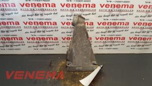 Gebruikte Motorsteun Mercedes C (W203) 1.8 C-200K 16V Prijs € 35,00 Margeregeling aangeboden door Venema Autoparts
