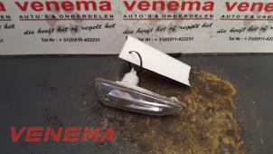 Gebruikte Knipperlicht Scherm rechts-voor Opel Zafira Tourer (P12) 1.4 Turbo 16V EcoFLEX Prijs € 9,95 Margeregeling aangeboden door Venema Autoparts