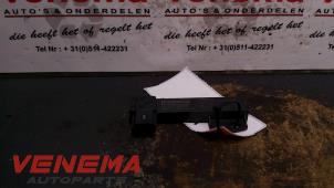 Gebruikte Antenne (diversen) Ford B-Max (JK8) 1.4 16V Prijs € 20,00 Margeregeling aangeboden door Venema Autoparts