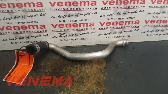Gebruikte Waterpijp Ford Fiesta 6 (JA8) 1.0 EcoBoost 12V 100 Prijs € 14,99 Margeregeling aangeboden door Venema Autoparts