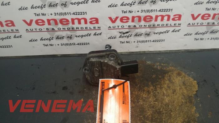 Gebruikte Oliepeil sensor Volkswagen Touran (1T1/T2) 1.9 TDI 105 Euro 3 Prijs € 24,99 Margeregeling aangeboden door Venema Autoparts