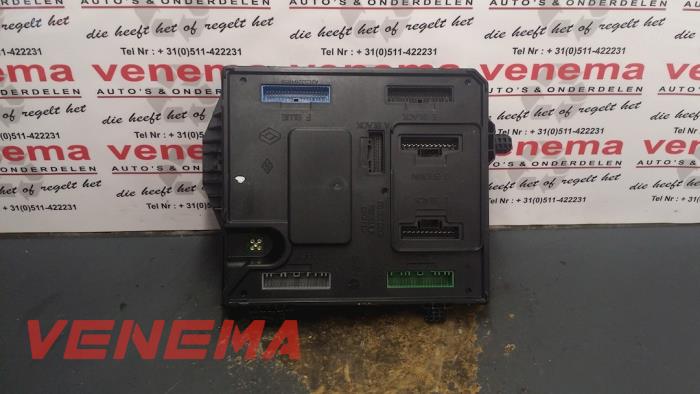 Gebruikte Kontaktslot + computer Renault Scénic III (JZ) 1.5 dCi 110 Prijs € 350,00 Margeregeling aangeboden door Venema Autoparts