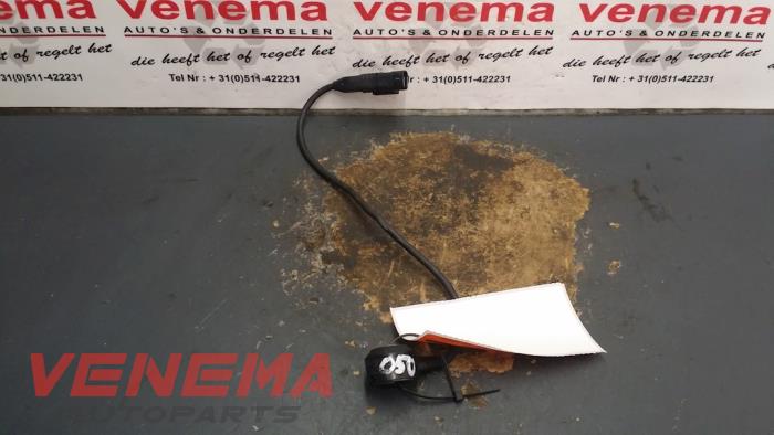 Pingelsensor van een Mercedes-Benz CLA Shooting Brake (117.9) 1.6 CLA-200 16V 2015