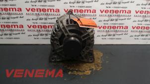 Gebruikte Dynamo Renault Laguna II Grandtour (KG) 1.9 dCi 100 Prijs € 22,99 Margeregeling aangeboden door Venema Autoparts