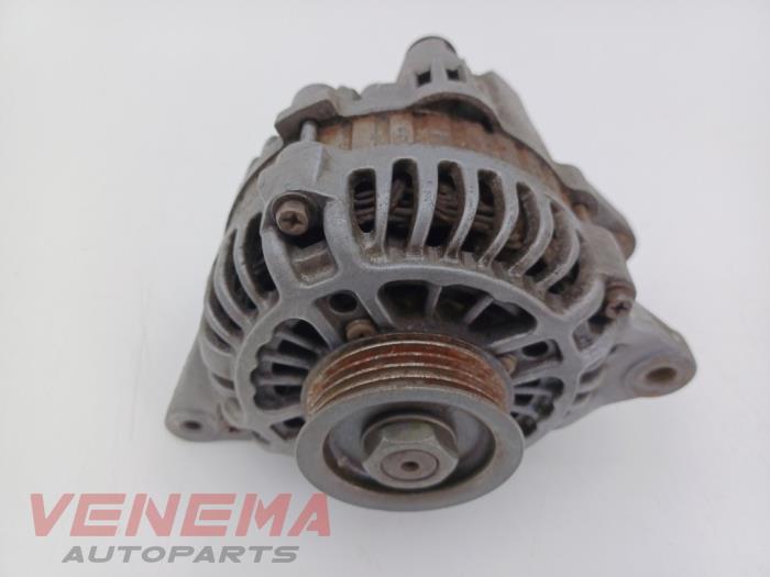 Gebruikte Dynamo Mitsubishi Space Runner (N1/N2) 1.8 GLi 16V Prijs € 29,99 Margeregeling aangeboden door Venema Autoparts