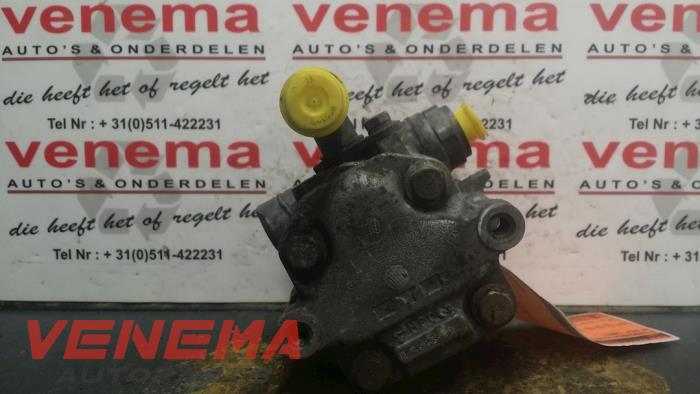 Gebruikte Servopomp Volkswagen Golf IV (1J1) 1.9 TDI Prijs € 40,00 Margeregeling aangeboden door Venema Autoparts