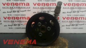 Gebruikte Pomp Servo Volkswagen Golf IV (1J1) 1.6 Prijs € 40,00 Margeregeling aangeboden door Venema Autoparts