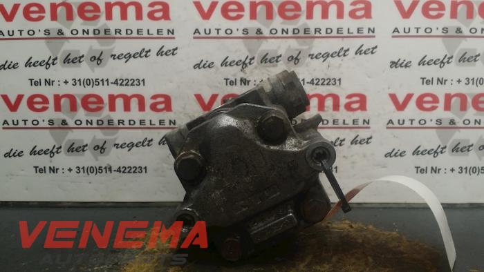 Gebruikte Pomp Servo Volkswagen Golf IV (1J1) 1.9 TDI 115 Prijs € 40,00 Margeregeling aangeboden door Venema Autoparts
