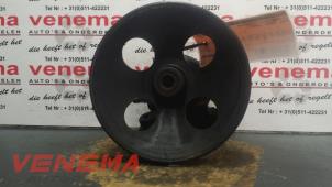 Gebruikte Stuurpomp Opel Omega B Caravan (21/22/23) 2.0i 16V Prijs € 40,00 Margeregeling aangeboden door Venema Autoparts