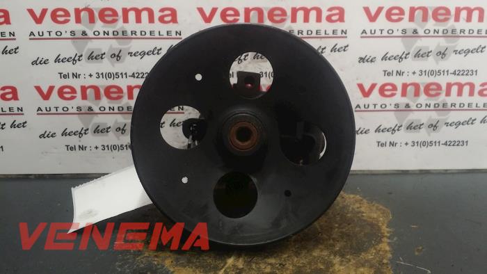 Gebruikte Servopomp Opel Astra F (53/54/58/59) 1.4i GL/GLS Prijs € 35,00 Margeregeling aangeboden door Venema Autoparts