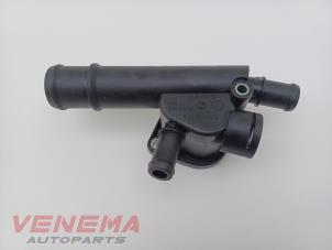 Gebruikte Thermostaathuis Volkswagen Touran (1T1/T2) 1.9 TDI 105 Euro 3 Prijs € 14,99 Margeregeling aangeboden door Venema Autoparts