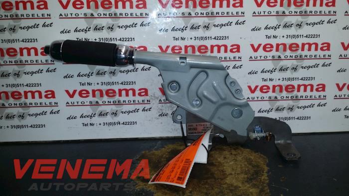 Gebruikte Handrem Mechaniek Mini Mini (R56) 1.6 16V Cooper Prijs € 14,99 Margeregeling aangeboden door Venema Autoparts