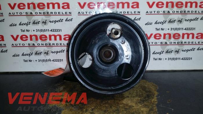 Gebruikte Servopomp Renault Kangoo Express (FC) 1.5 dCi 80 Prijs € 50,00 Margeregeling aangeboden door Venema Autoparts