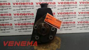 Gebruikte Stuurpomp Renault Clio (B/C57/357/557/577) 1.4e Kat. Prijs € 35,00 Margeregeling aangeboden door Venema Autoparts