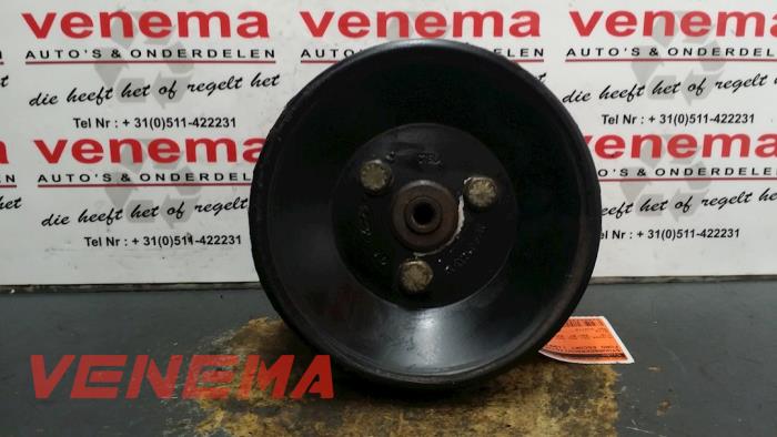 Gebruikte Servopomp Ford Escort 6 (AAL/ABL) 1.6 16V Prijs € 40,00 Margeregeling aangeboden door Venema Autoparts