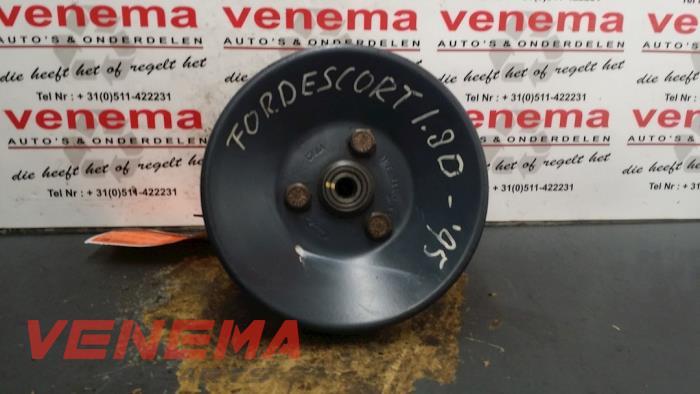 Gebruikte Stuurpomp Ford Escort 5 (AAL/ABL) 1.8 XLD Prijs € 40,00 Margeregeling aangeboden door Venema Autoparts