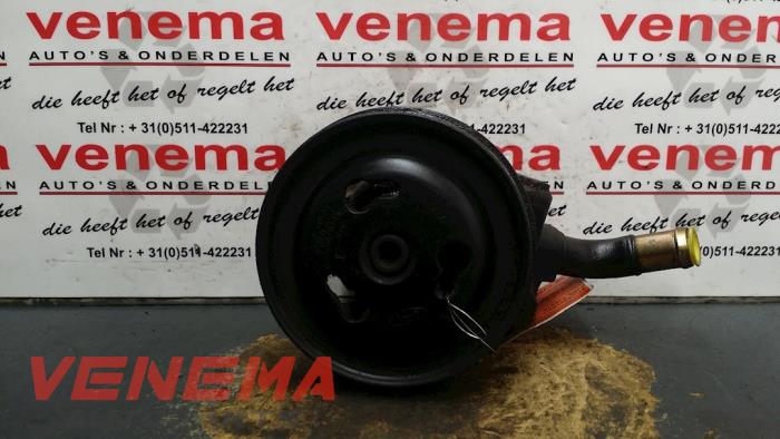Gebruikte Stuurpomp Ford Fiesta 4 1.8 Di Prijs € 35,00 Margeregeling aangeboden door Venema Autoparts