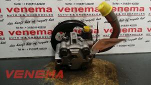 Servopomp van een Ford Mondeo I 2.5i V6 24V 1995