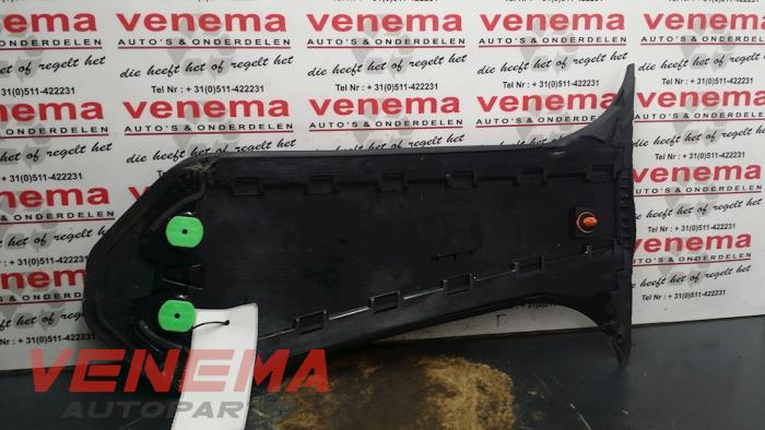 Zijkant Carrosserie links van een Mercedes-Benz CLA Shooting Brake (117.9) 1.6 CLA-200 16V 2015