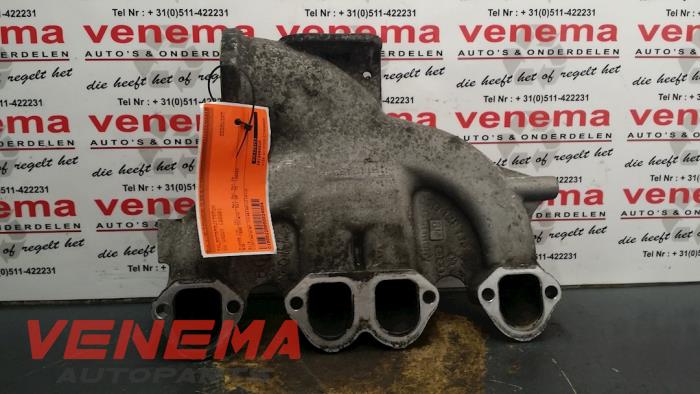 Gebruikte Spruitstuk Inlaat Volkswagen Caddy III (2KA,2KH,2CA,2CH) 1.9 TDI Prijs € 50,00 Margeregeling aangeboden door Venema Autoparts