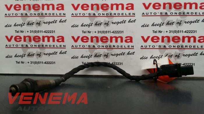 Gebruikte Lambda Sonde Opel Astra H SW (L35) 1.9 CDTi 16V 150 Prijs € 19,99 Margeregeling aangeboden door Venema Autoparts