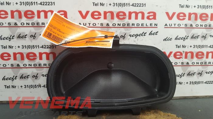 Gebruikte Diversen Citroen C4 Picasso (UD/UE/UF) 1.6 16V THP Sensodrive Prijs € 19,99 Margeregeling aangeboden door Venema Autoparts