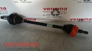 Gebruikte Aandrijfas rechts-achter Mercedes ML II (164/4JG) 3.0 ML-280 CDI 4-Matic V6 24V Prijs € 58,99 Margeregeling aangeboden door Venema Autoparts