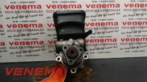 Gebruikte Pomp Servo BMW 3 serie (E46/4) 320d 16V Prijs € 50,00 Margeregeling aangeboden door Venema Autoparts
