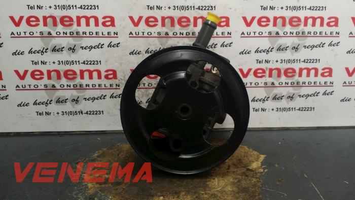 Gebruikte Servopomp Mazda 626 (GF12) 1.8i 16V Prijs € 45,00 Margeregeling aangeboden door Venema Autoparts