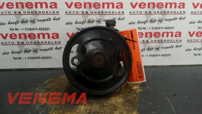 Gebruikte Servopomp Kia Rio (DC12) 1.5 RS,LS 16V Prijs € 24,99 Margeregeling aangeboden door Venema Autoparts