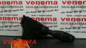 Gebruikte Ruitenwis Schakelaar Ford Fiesta 6 (JA8) 1.4 TDCi Prijs € 19,95 Margeregeling aangeboden door Venema Autoparts