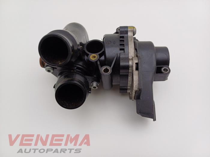 Gebruikte Waterpomp Audi A4 Avant (B8) 1.8 TFSI 16V Prijs € 149,99 Margeregeling aangeboden door Venema Autoparts