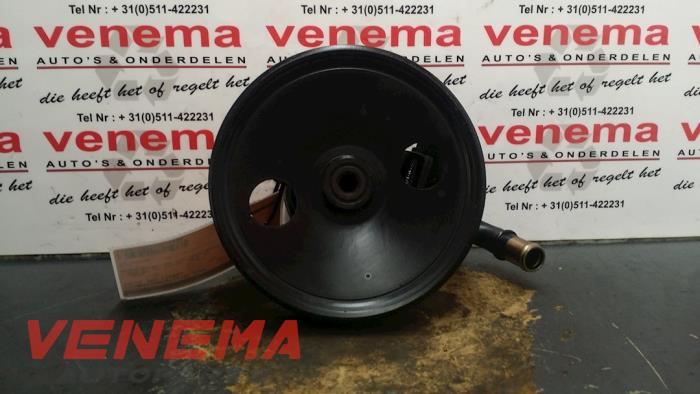 Gebruikte Pomp Servo Volvo V40 (VW) 1.8 16V Prijs € 40,00 Margeregeling aangeboden door Venema Autoparts