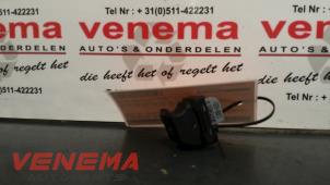 Gebruikte Raam schakelaar elektrisch Audi A4 Avant (B8) 2.0 TDI 16V Prijs € 9,00 Margeregeling aangeboden door Venema Autoparts