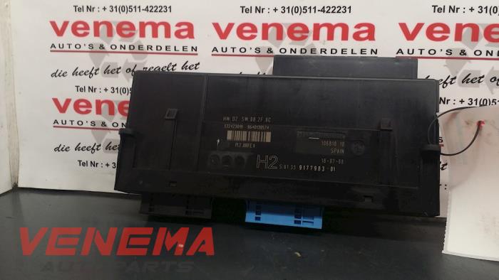 Gebruikte Comfort Module BMW 1 serie (E81) 118d 16V Prijs € 90,00 Margeregeling aangeboden door Venema Autoparts