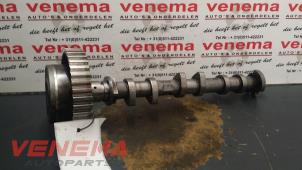 Gebruikte Nokkenas Peugeot 208 I (CA/CC/CK/CL) 1.2 Vti 12V PureTech 82 Prijs € 120,00 Margeregeling aangeboden door Venema Autoparts