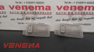 Gebruikte Binnenverlichting achter Ford Focus C-Max 1.6 TDCi 16V Euro III Kat. Prijs € 10,00 Margeregeling aangeboden door Venema Autoparts