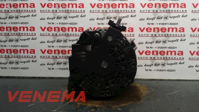 Dynamo van een Mercedes-Benz A (W176) 1.5 A-180 CDI, A-180d 16V 2013