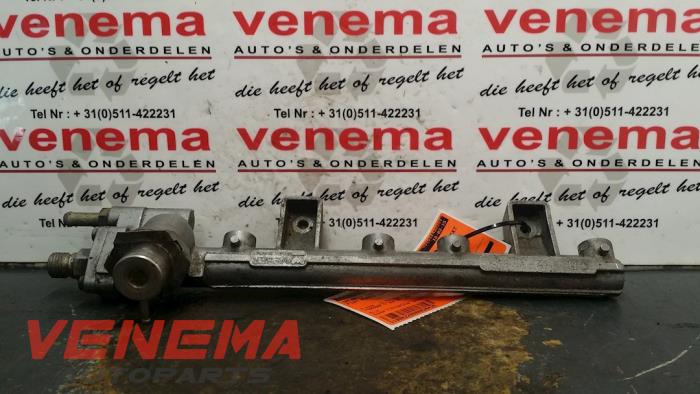 Gebruikte Galerij (Injectie) Fiat Punto I (176) 60 1.2 S,SX,Selecta Prijs € 19,99 Margeregeling aangeboden door Venema Autoparts