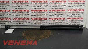 Gebruikte Set Gasdempers Achterklep Citroen C4 Picasso (UD/UE/UF) 1.6 16V THP Sensodrive Prijs € 20,00 Margeregeling aangeboden door Venema Autoparts