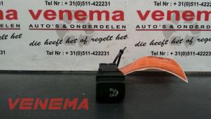 Gebruikte PDC Schakelaar Citroen C4 Picasso (UD/UE/UF) 1.6 16V THP Sensodrive Prijs € 9,00 Margeregeling aangeboden door Venema Autoparts