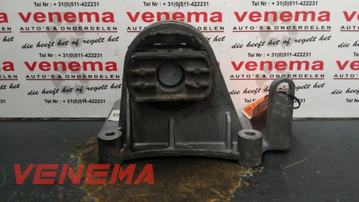Gebruikte Motorrubber Fiat 500 (312) 0.9 TwinAir 85 Prijs € 35,00 Margeregeling aangeboden door Venema Autoparts