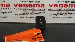 Gebruikte Schakelaar Citroen C4 Picasso (UD/UE/UF) 1.6 16V THP Sensodrive Prijs € 9,00 Margeregeling aangeboden door Venema Autoparts
