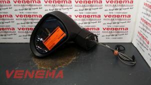 Gebruikte Spiegel Buiten links Peugeot 207/207+ (WA/WC/WM) 1.6 HDi 16V Prijs € 50,00 Margeregeling aangeboden door Venema Autoparts
