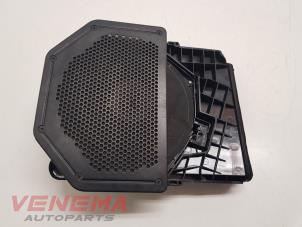 Gebruikte Speaker BMW 1 serie (E87/87N) 116i 1.6 16V Prijs € 24,99 Margeregeling aangeboden door Venema Autoparts