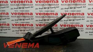 Gebruikte Gaspedaal Mini Mini (R56) 1.4 16V One Prijs € 39,95 Margeregeling aangeboden door Venema Autoparts