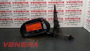 Gebruikte Spiegel Buiten links Fiat Bravo (182A) 1.6 SX 16V Prijs € 15,00 Margeregeling aangeboden door Venema Autoparts