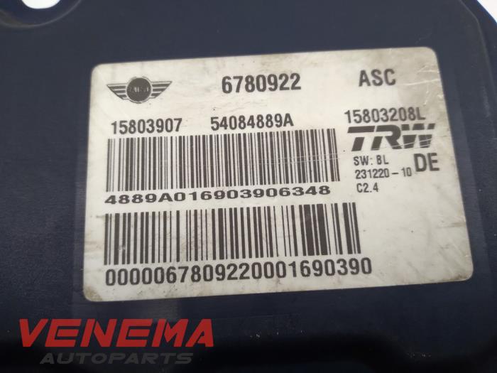 ABS Pomp van een MINI Mini (R56) 1.6 16V Cooper 2009